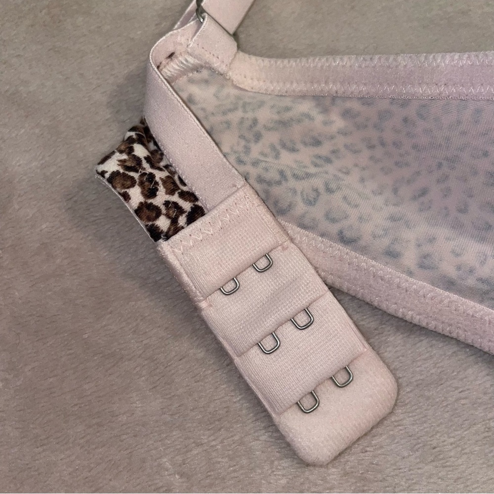 Victorias secret animal print lined perfect coverage bra size 34C - Picture 10 of 11